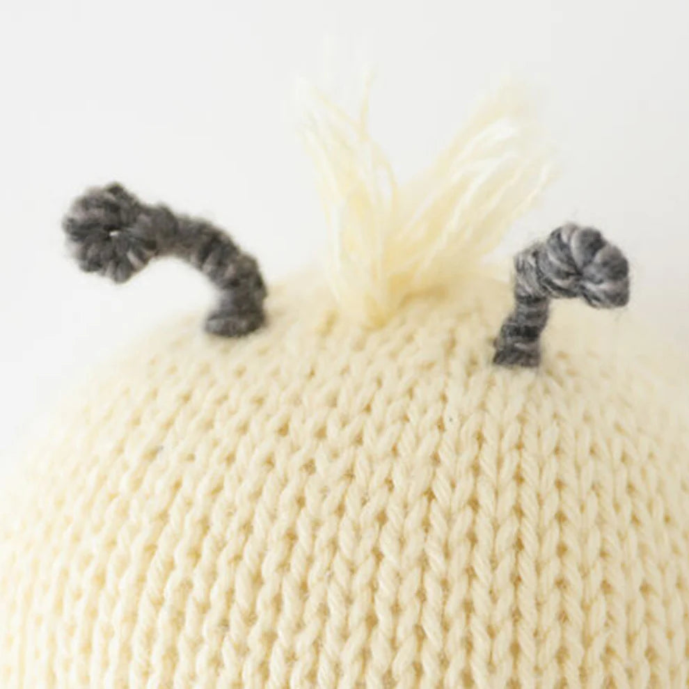 cuddle + kind Hand-Knit Baby Animal - Bee Detail