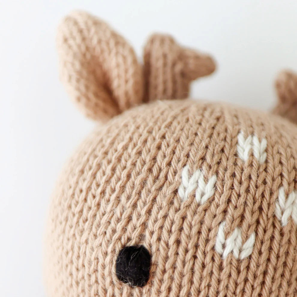 cuddle + kind Hand-Knit Baby Animal - Fawn Detail