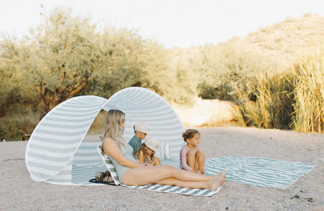 Current Tyed Oversized Pop-Up Beach Tent