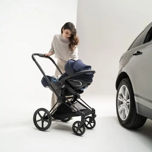 CYBEX Cloud G Lux SensorSafe Infant Car Seat - Lifestyle 2